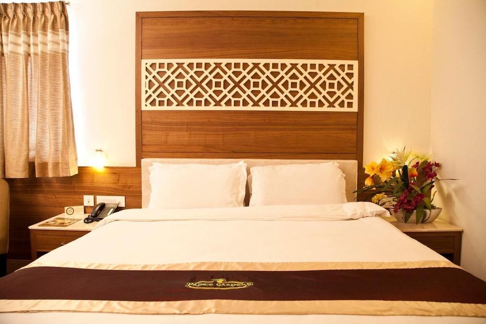 Hotel Prince Gardens Coimbatore Esterno foto
