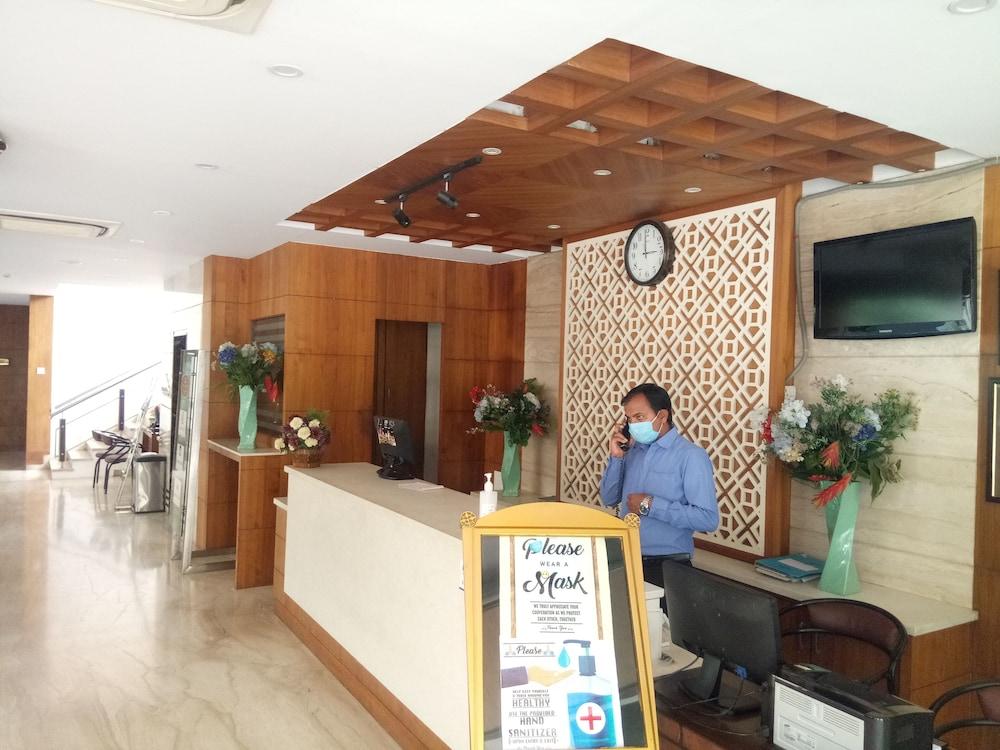 Hotel Prince Gardens Coimbatore Esterno foto