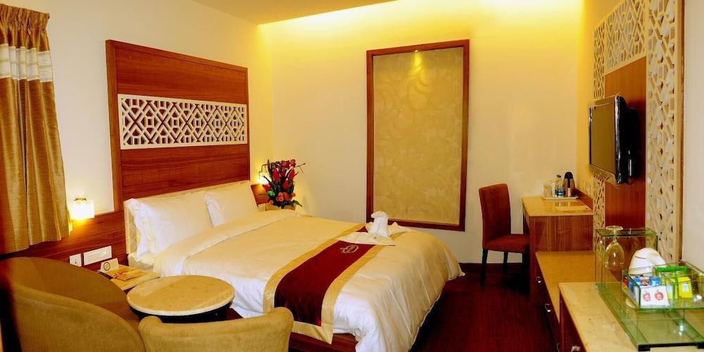 Hotel Prince Gardens Coimbatore Esterno foto