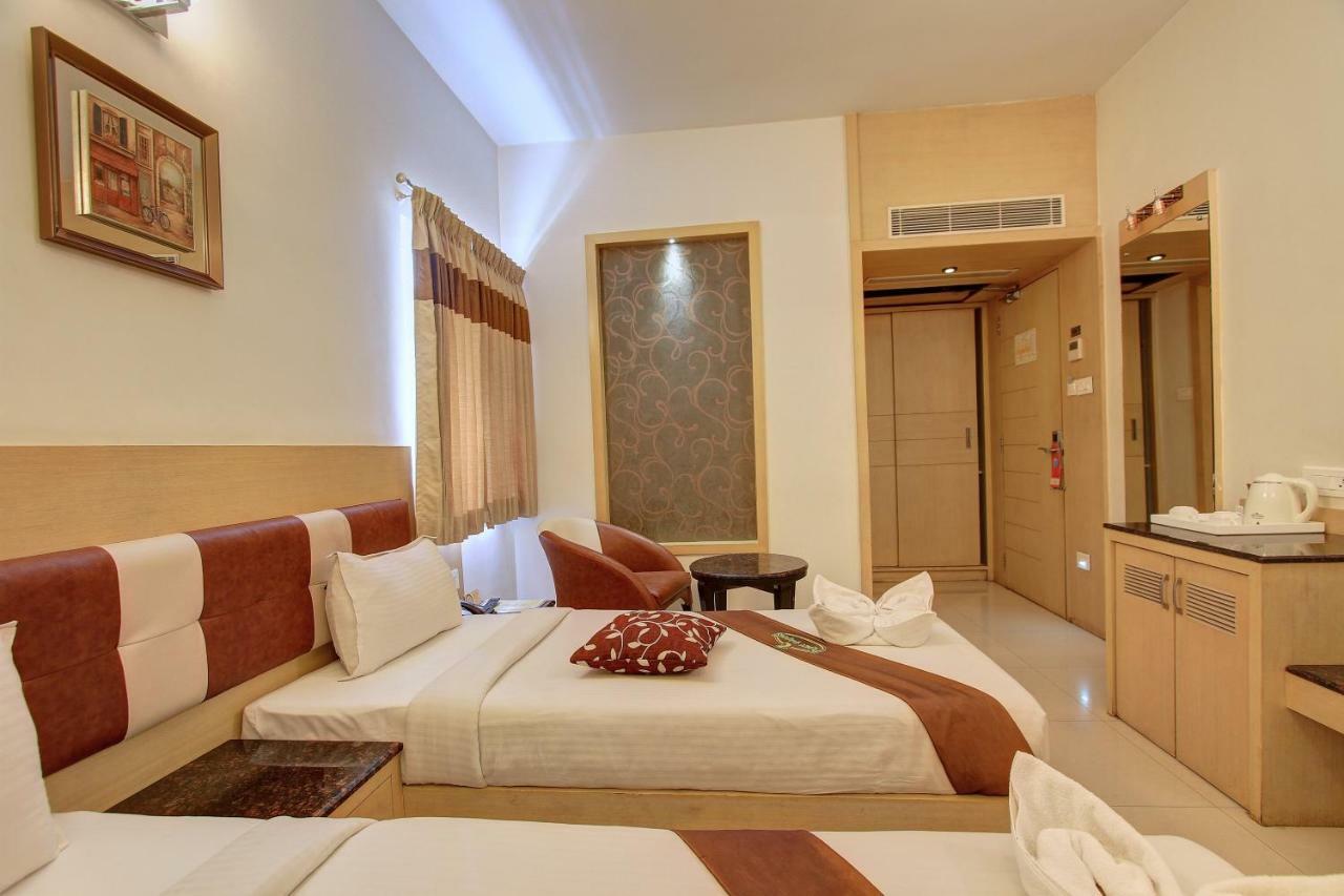 Hotel Prince Gardens Coimbatore Esterno foto