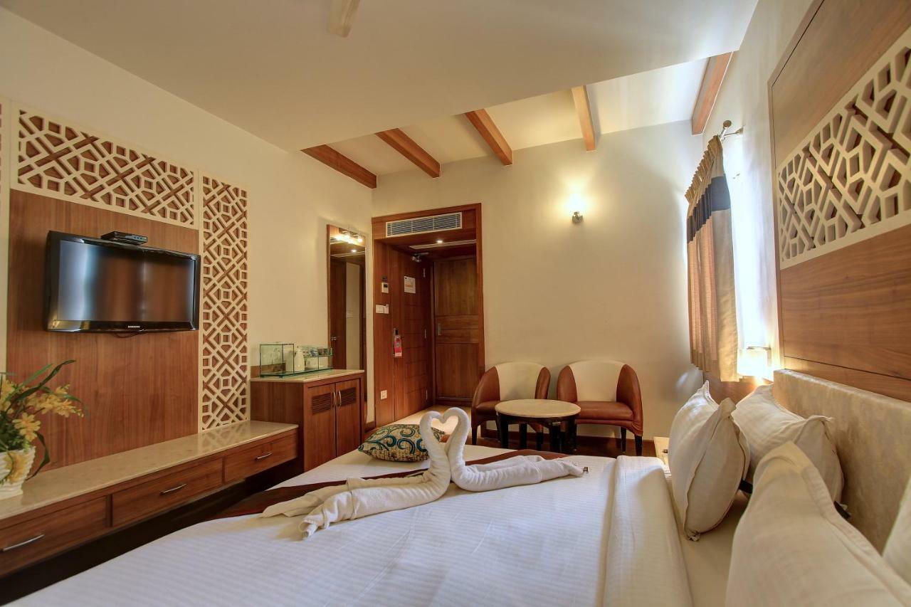Hotel Prince Gardens Coimbatore Esterno foto