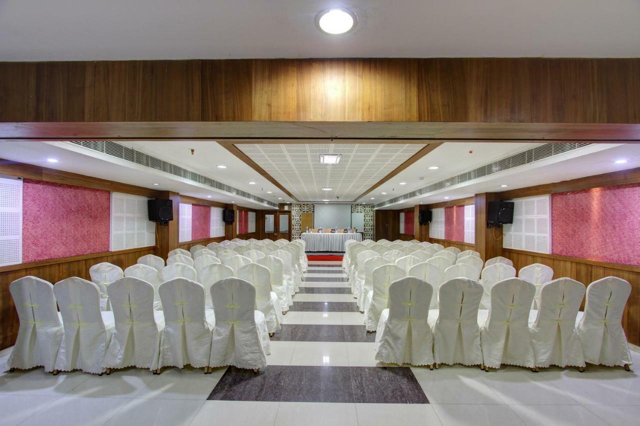 Hotel Prince Gardens Coimbatore Esterno foto